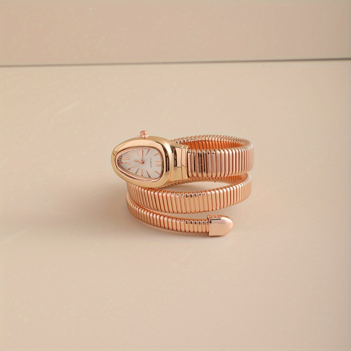 Bohemian Snake Quartz Watch – Stylish Flexible Coil Strap, Oval Case, Trendy Decorative Design, Perfect Gift for Women