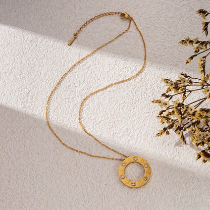 Women’s Stainless Steel Circular Pendant Necklace – Minimalist Elegant Design with Polished Finish, Durable Tarnish-Resistant Chain for Daily or Special Occasions