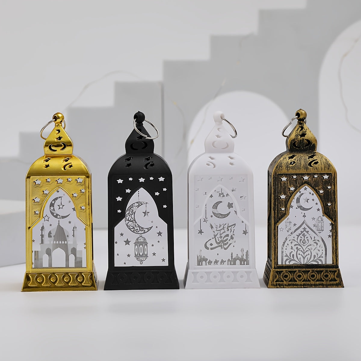 مجموعة من 4 فوانيس LED لشهر رمضان | شموع بلاستيكية قائمة بذاتها بإضاءة علوية، مزينة بتصاميم للصلاة والبركة، تعمل بالبطاريات، بطاريات زر غير قابلة لإعادة الشحن