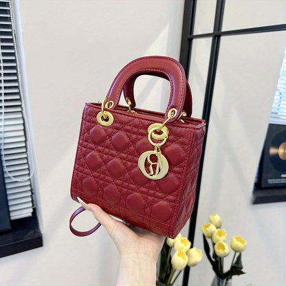 Elegant Quilted Women's Handbag – Versatile Shoulder & Crossbody Bag with Gold Hardware and Removable Strap