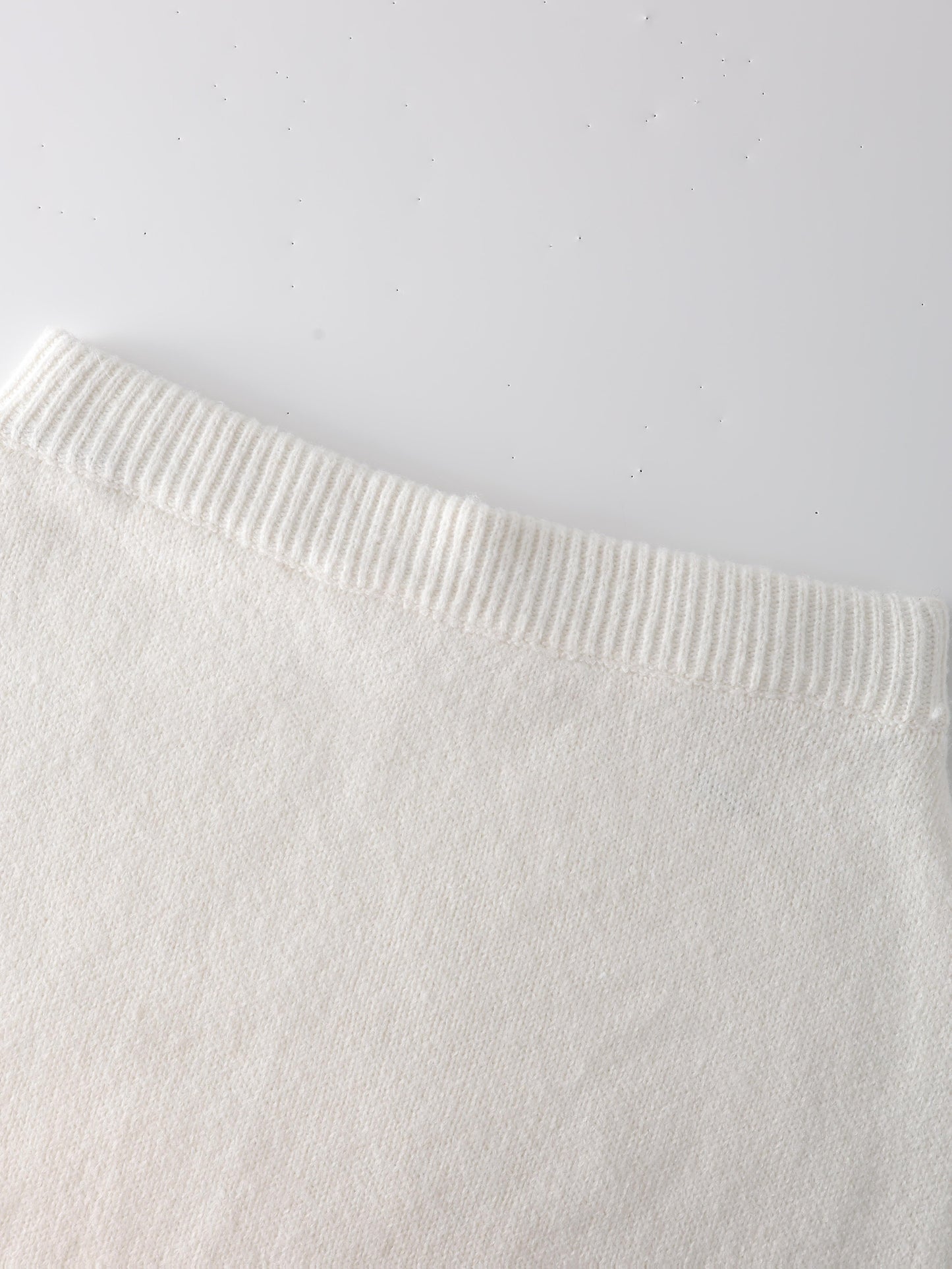 طقم ملابس تريكو نسائي لفصل الخريف والشتاء - فستان طويل فضفاض مع سترة بياقة عالية، بلون واحد