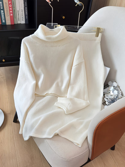 طقم ملابس تريكو نسائي لفصل الخريف والشتاء - فستان طويل فضفاض مع سترة بياقة عالية، بلون واحد