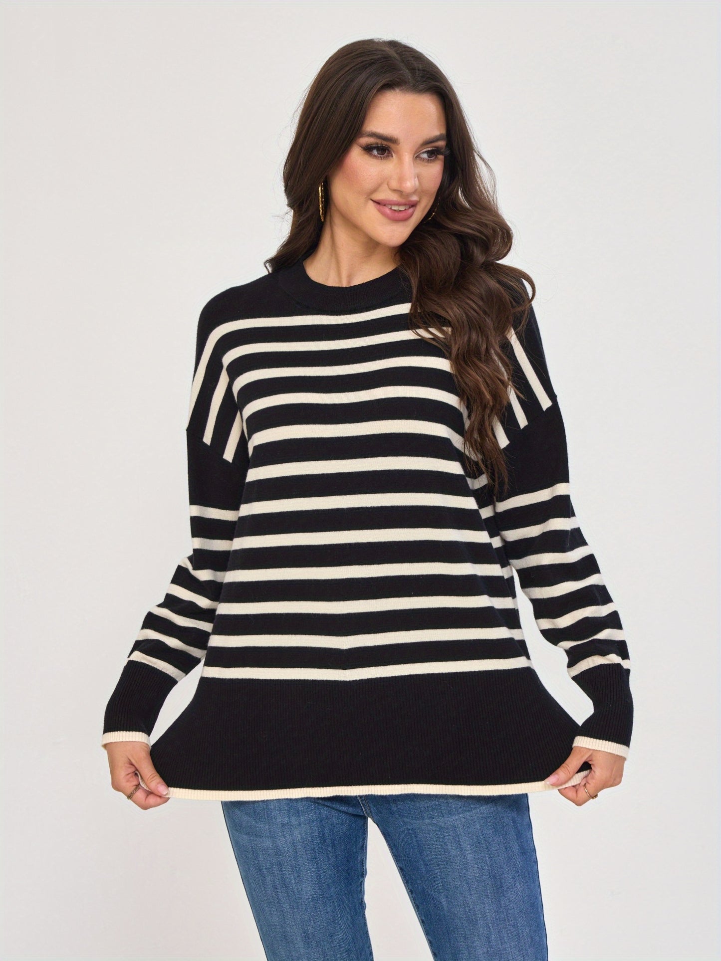 سترة نسائية شتوية دافئة مخططة - بلوزة محبوكة بأكمام طويلة ورقبة دائرية باللونين الأسود والأبيض، سترة أنيقة قابلة للتمدد مع الجينز والسراويل الضيقة