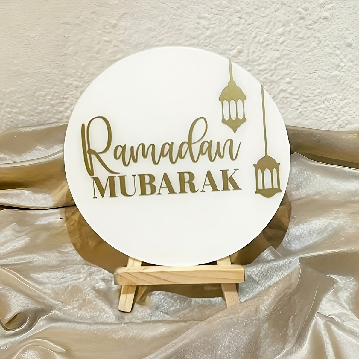 Set of 1/2 Acrylic Signs for Islamic Decoration Stands, Suitable for Ramadan And Eid, Exquisite Islamic Decor, Table Decoration with Wooden Support.