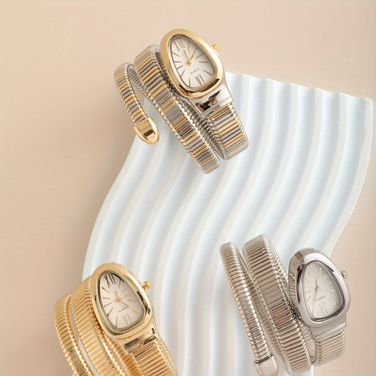 Bohemian Snake Watch Set – Quartz Movement, Flexible Coil Strap & Oval Case, Elegant Snake Pattern, Durable & Stylish Gift Timepiece