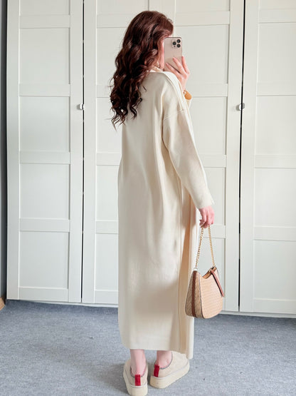 طقم نسائي أنيق لفصل الخريف والشتاء، مكون من جاكيت بأكمام طويلة وفتحة رقبة مستديرة، بلون سادة