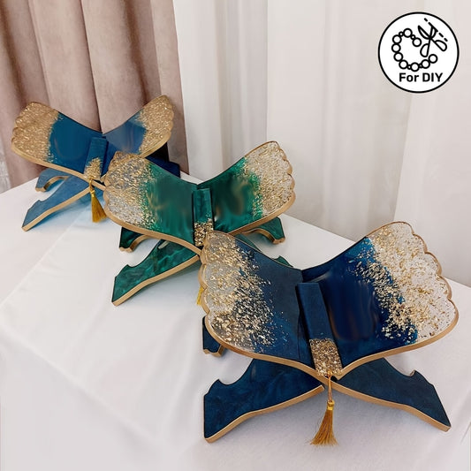 تتضمن المجموعة 3 قطع، منها رفان للقراءة وقالب سيليكون مستطيل الشكل لصنع فاصل كتب، وهي مناسبة للأعمال اليدوية باستخدام الجبس والطين وراتنج الإيبوكسي لإنشاء أعمال فنية. تتميز المجموعة بتصميم بسيط وإبداعي.