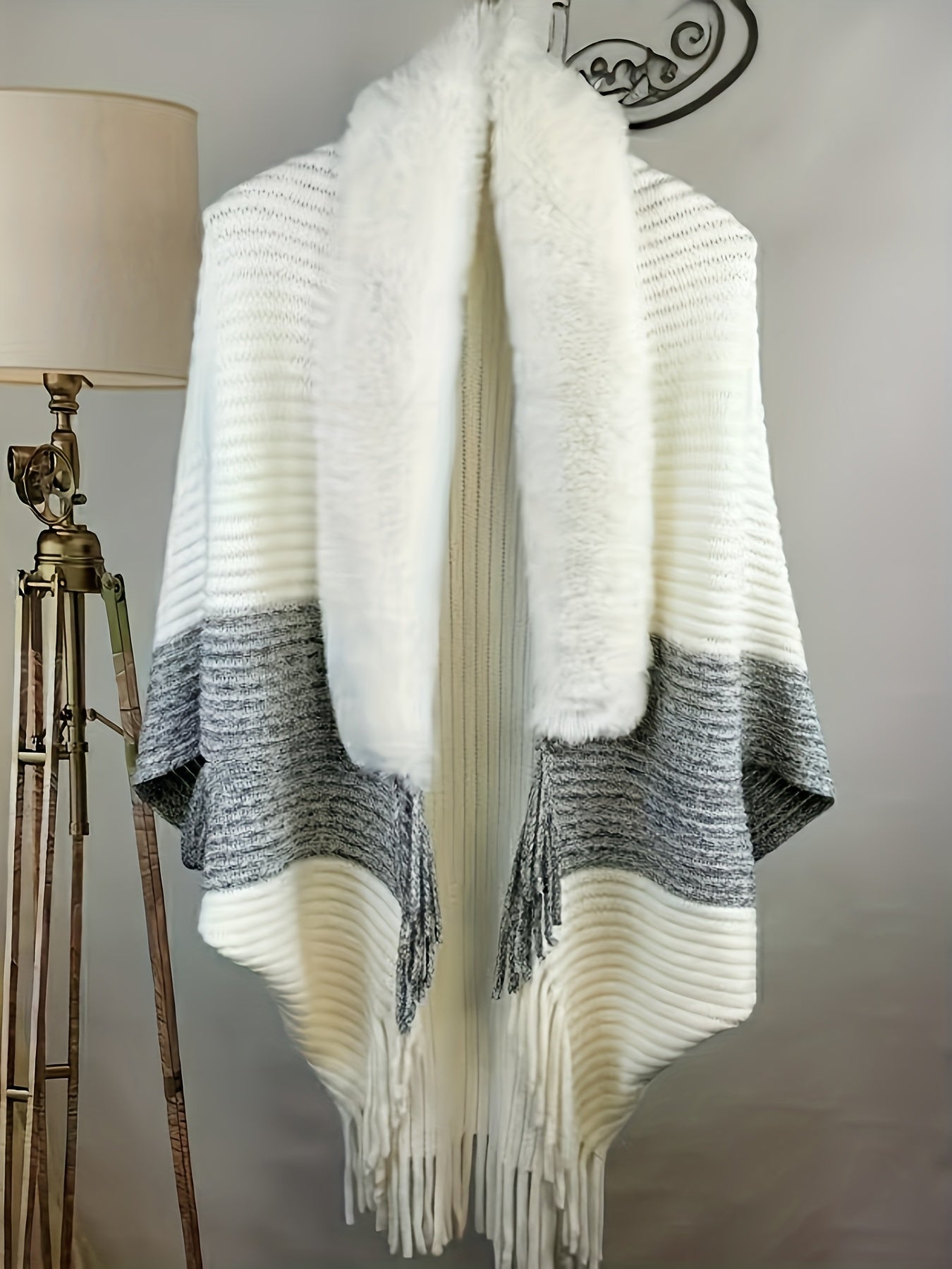 Women’s Elegant Asymmetrical Shawl — Soft Warm Scarf in Pastel Pink/Purple, All-Season Wrap for Formal or Everyday Wear, Geometric Pattern