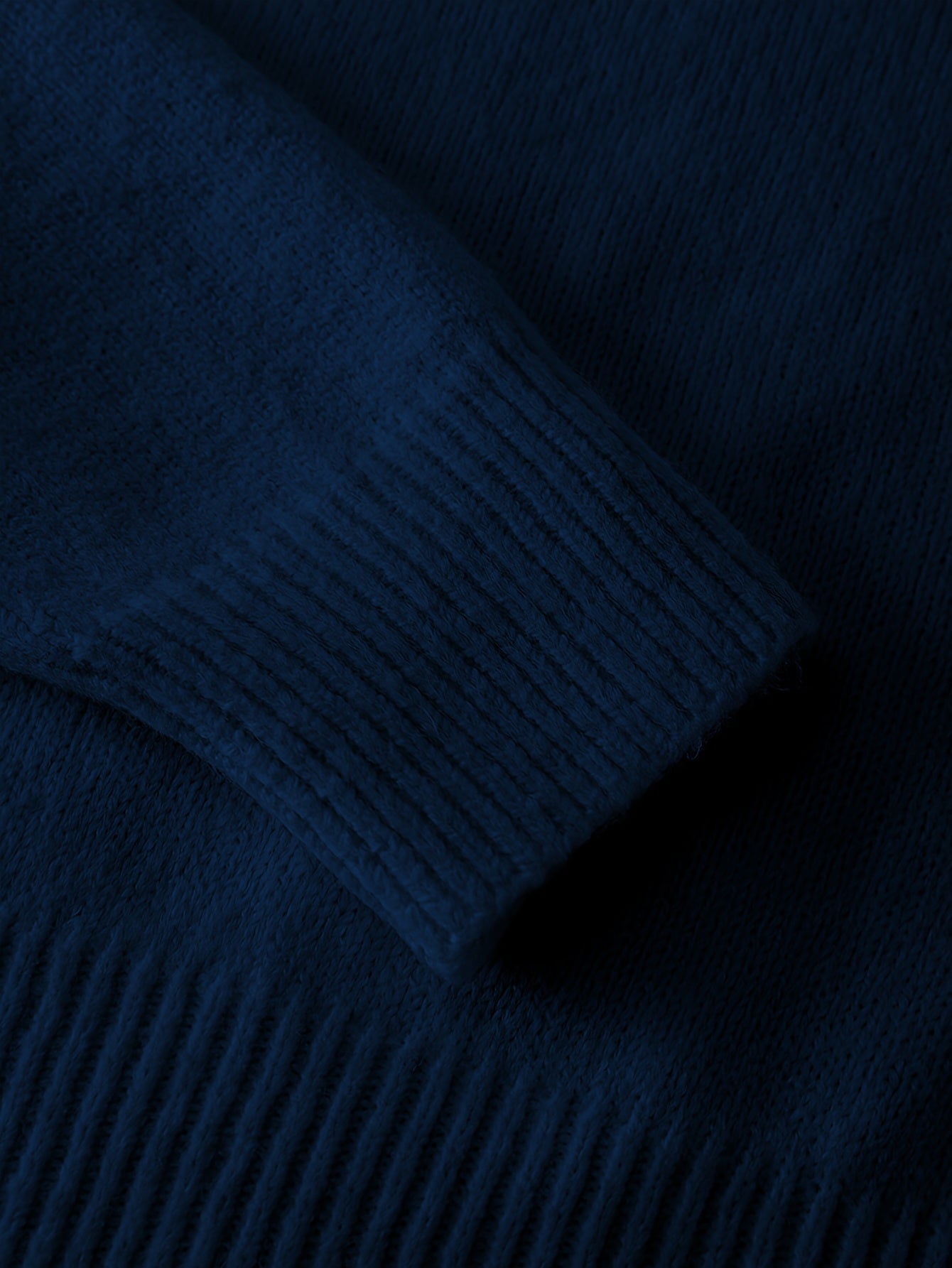 طقم ملابس تريكو نسائي لفصل الخريف والشتاء - فستان طويل فضفاض مع سترة بياقة عالية، بلون واحد