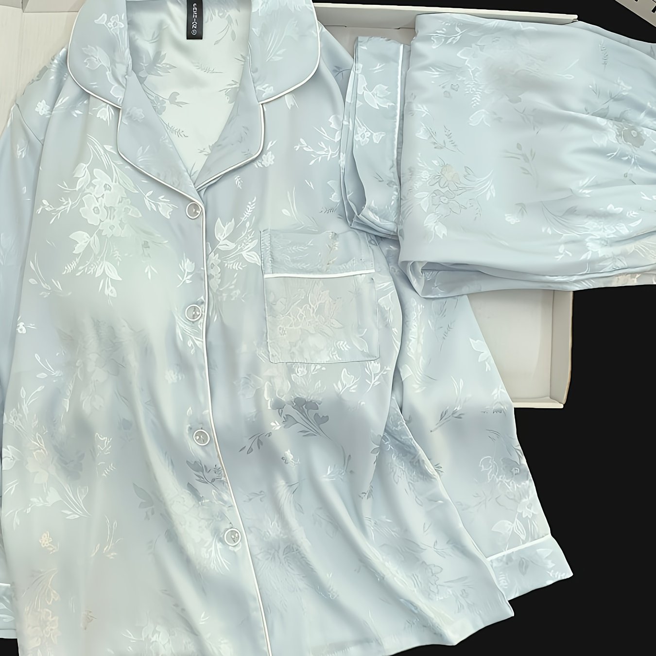 2025 Women’s Ice-Silky Fiber Two-Piece Set – Lightweight Long-Sleeve Top with Chest Pad & Loose Pants, Soft Summer Home Wear in Blue