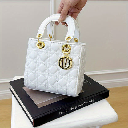 Elegant Quilted Women's Handbag – Versatile Shoulder & Crossbody Bag with Gold Hardware and Removable Strap