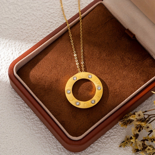 Women’s Stainless Steel Circular Pendant Necklace – Minimalist Elegant Design with Polished Finish, Durable Tarnish-Resistant Chain for Daily or Special Occasions