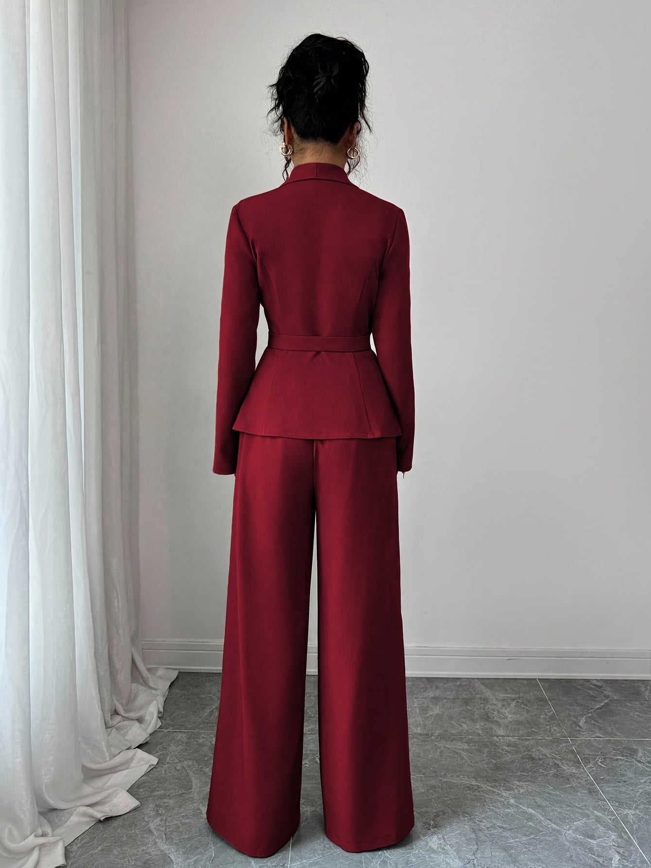 Women’s Elegant Solid Color Pants Suit – Chic Two-Piece Set with Button Details for All-Season Wear