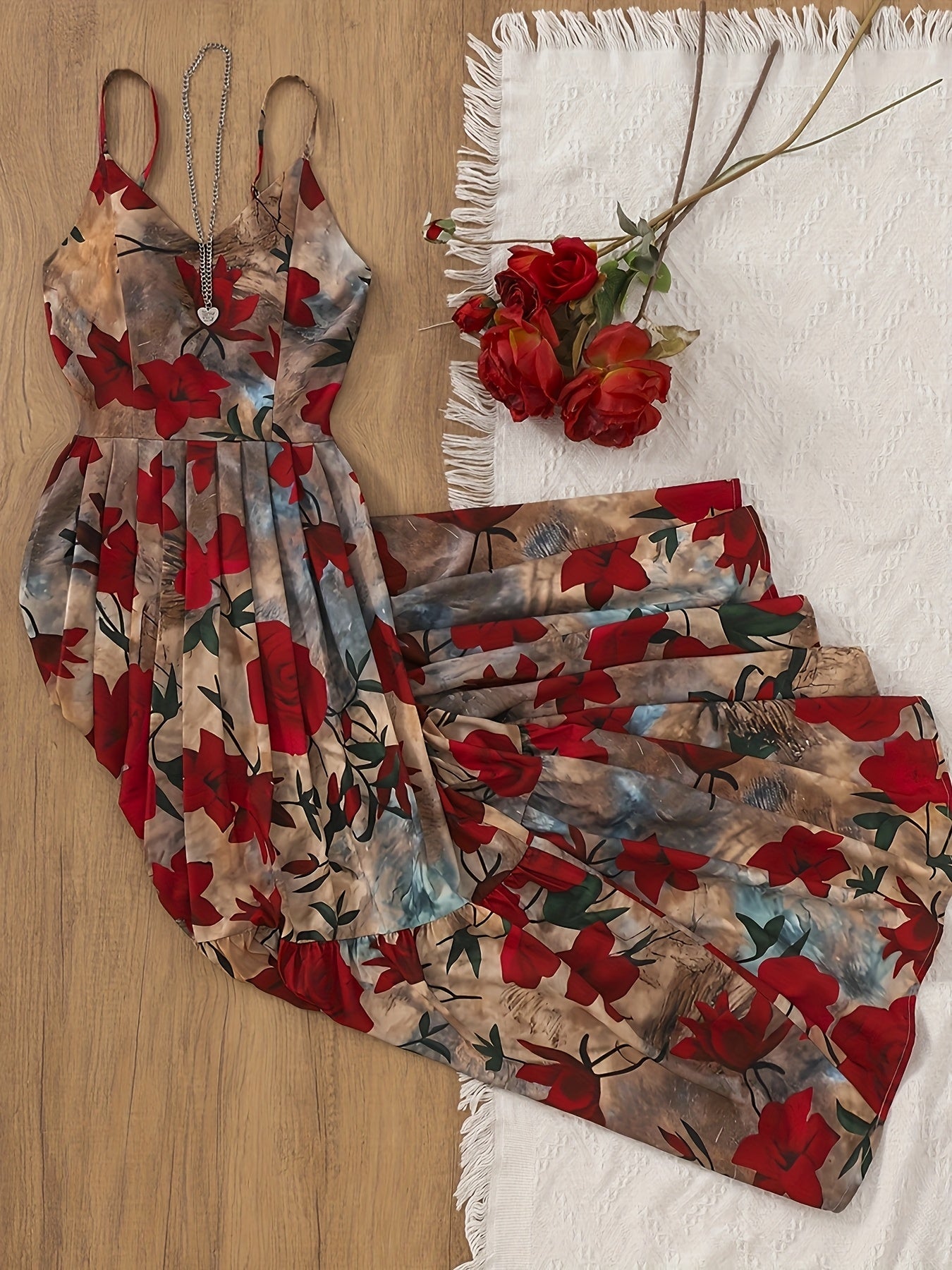 Women’s Vintage Floral Spaghetti-Strap Ball Gown – Large Skirt Dress for Elegant Outings & Date Nights