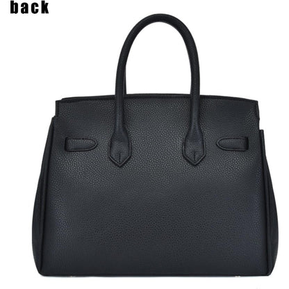 حقيبة يد نسائية كبيرة السعة - حقيبة كتف مصممة بأجزاء معدنية ذهبية اللون، وحزام قابل للتعديل، وتصميم متعدد الجيوب، وحقيبة سفر أنيقة باللون الرمادي/الذهبي