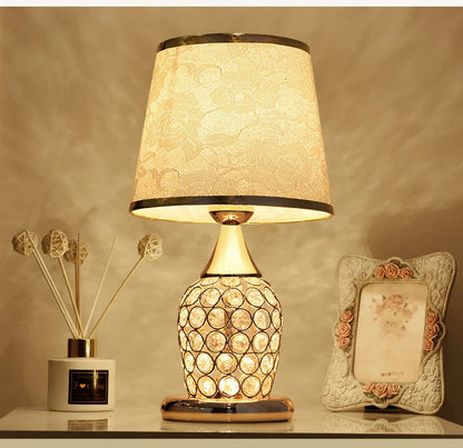 European Crystal Table Lamp – Modern Romantic Bedside Light with Warm Glow & Elegant Decorative Design
