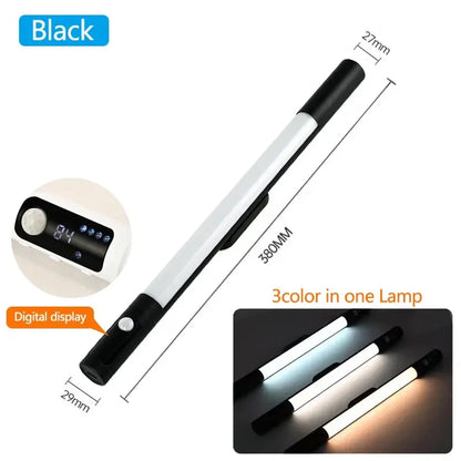 مصباح ليلي مزود بمستشعر حركة - مصباح مكتب وخزانة LED قابل لإعادة الشحن من النوع C مع شاشة رقمية 