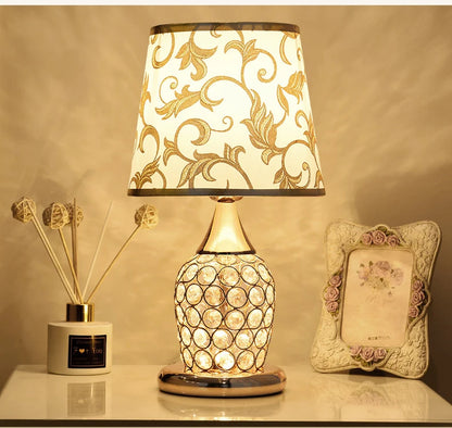European Crystal Table Lamp – Modern Romantic Bedside Light with Warm Glow & Elegant Decorative Design
