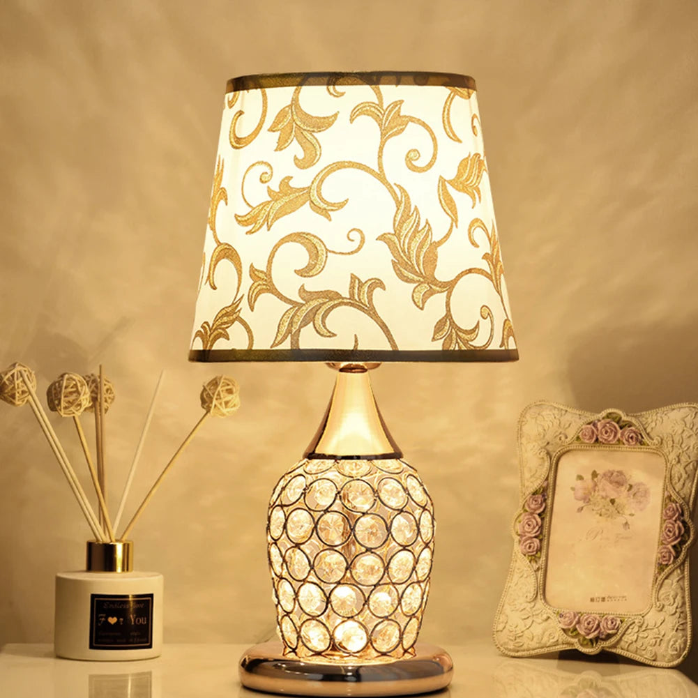 European Crystal Table Lamp – Modern Romantic Bedside Light with Warm Glow & Elegant Decorative Design
