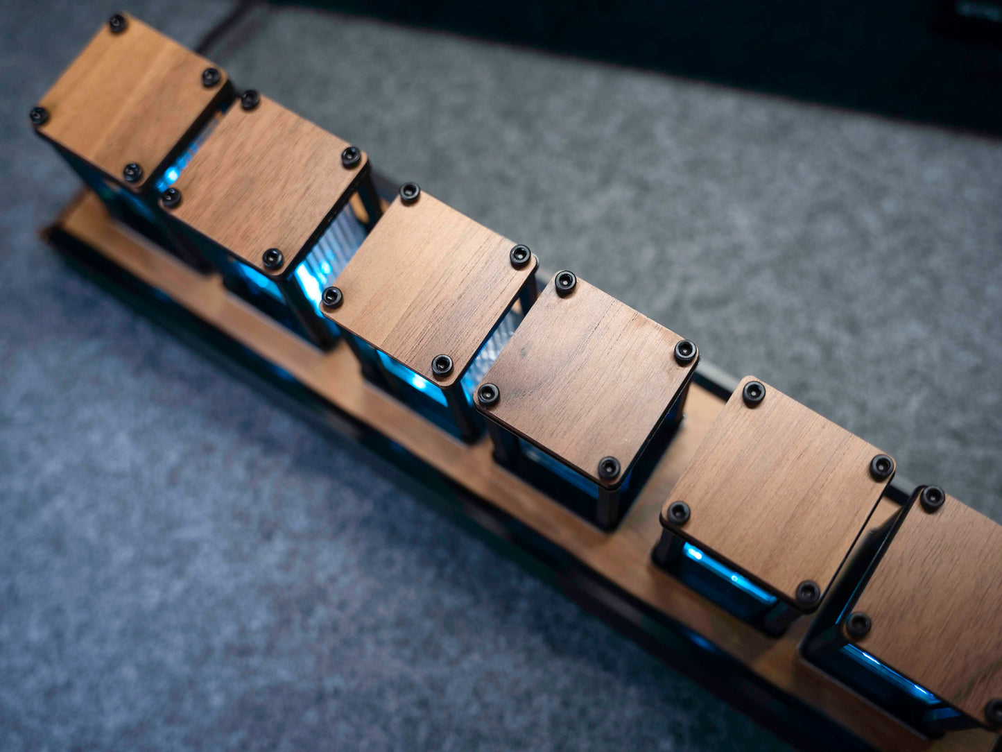 Luxury Nixie Glow Tube Clock – Wooden RGB Silent Digital Table Clock, Creative DIY Desktop Decoration & Gift