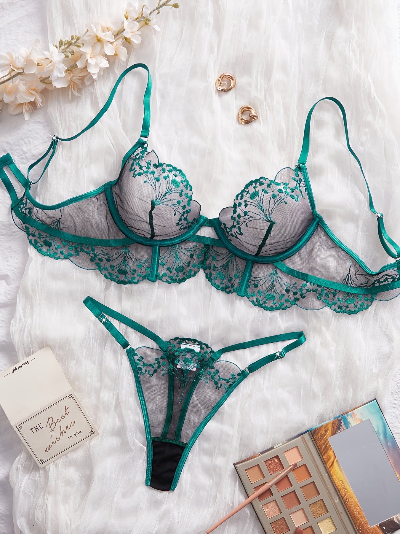 Valentine's Day Women's Black Forest Lace Sexy Lingerie Set