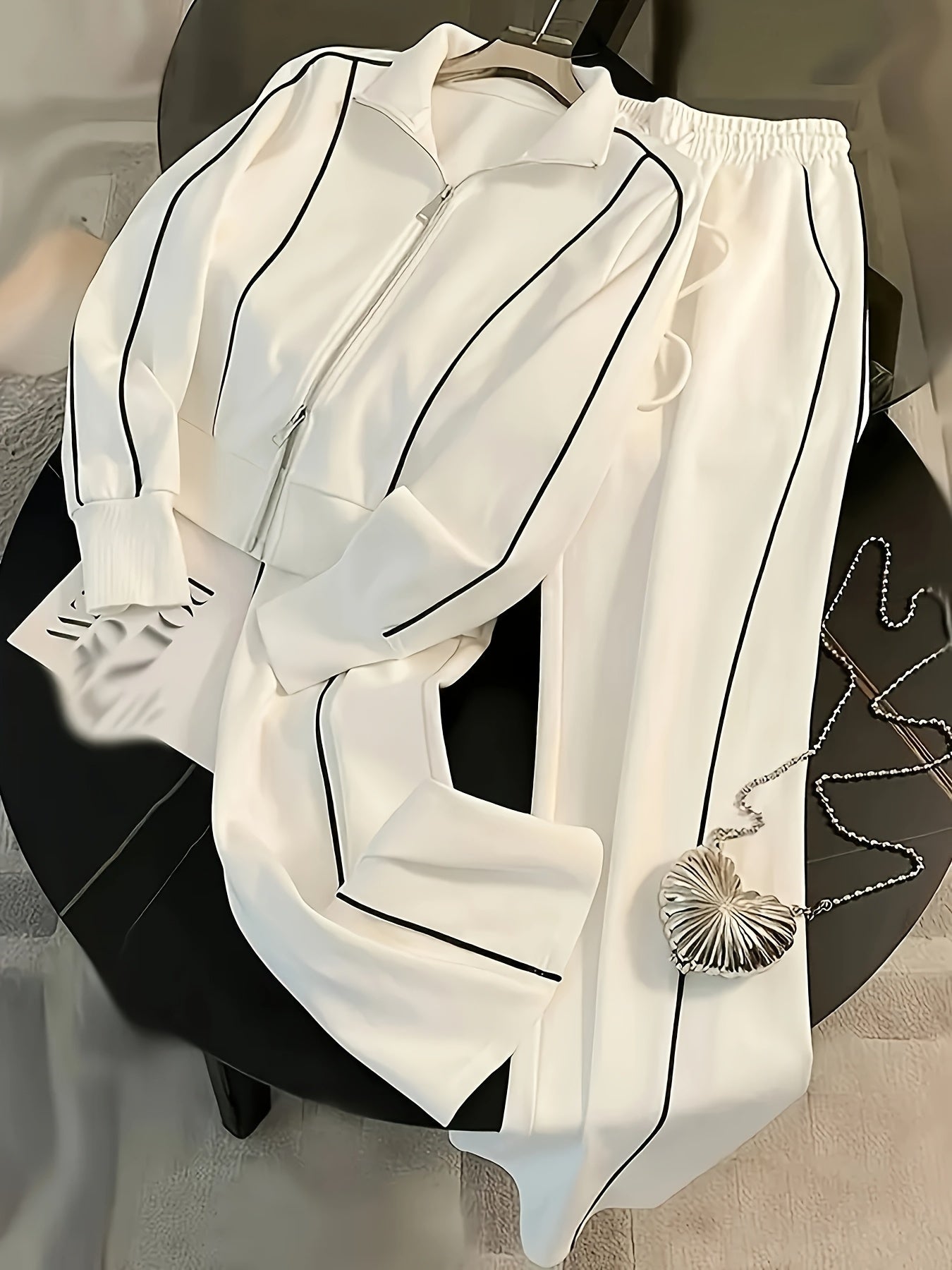 طقم نسائي من قطعتين، جاكيت بسحاب متعدد الألوان وبنطلون برباط، مناسب للربيع والخريف