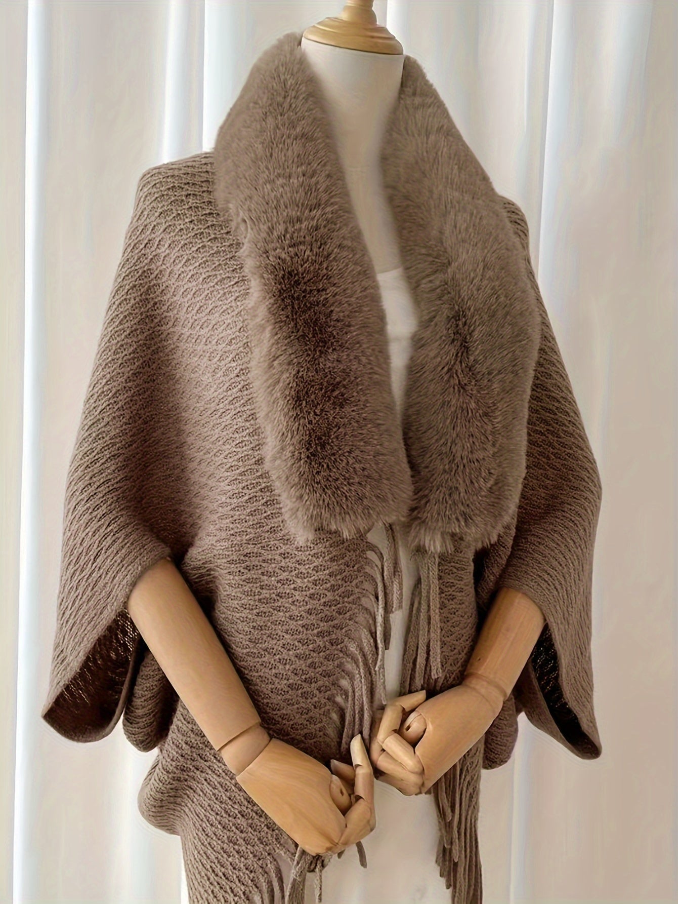 Women’s Elegant Asymmetrical Shawl — Soft Warm Scarf in Pastel Pink/Purple, All-Season Wrap for Formal or Everyday Wear, Geometric Pattern