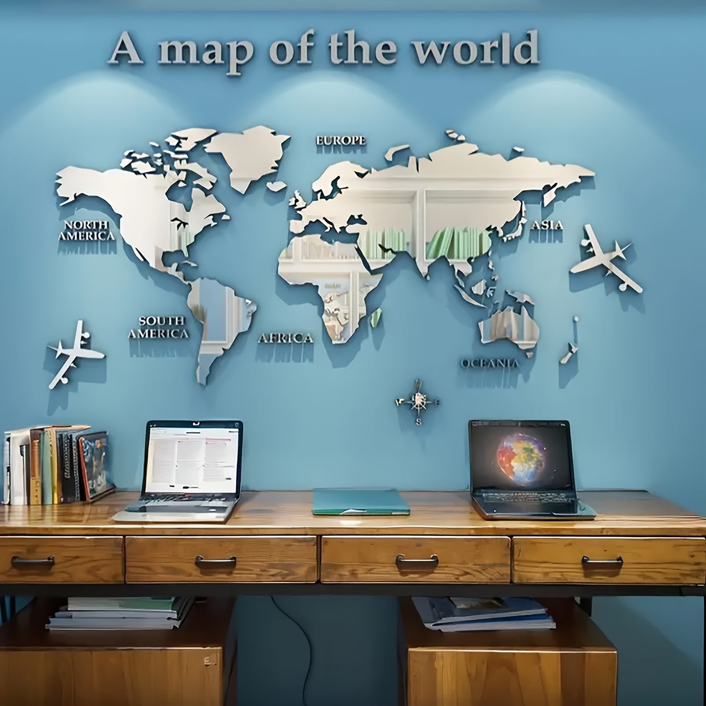 ملصق حائط خريطة العالم الأكريليكي ثلاثي الأبعاد من WINDIR - جدارية زخرفية فضية DIY (71 × 40 بوصة) لغرفة المعيشة وغرفة النوم والمكتب وديكور جدار التلفزيون