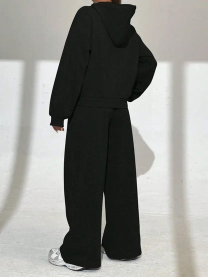 Women’s Winter Hooded Sweatshirt & Jogger Set – Casual Pullover with Letter Print, Pockets & Drawstring Waist