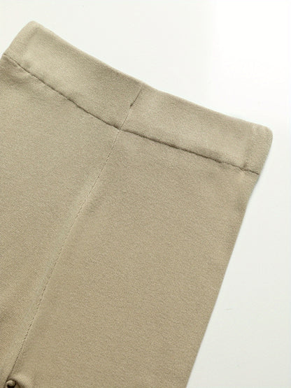 طقم بدلة شتوية منسقة للنساء من ثلاث قطع - كارديجان طويل كبير الحجم، سترة بياقة عالية وبنطلون واسع الساق، لون بيج مع حواف بيضاء، طقم مطاطي ومتعدد الاستخدامات للعمل أو الحفلات، قابل للغسل اليدوي