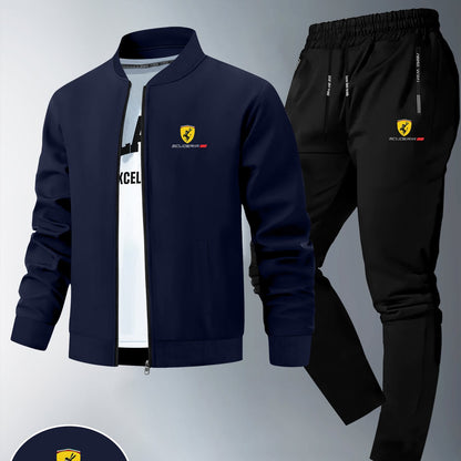 طقم من قطعتين يتكون من سترة ضيقة وبنطال رياضي طويل للرجال، يتميز بطبعات الفريق، ونمط بسحاب، مصنوع من قماش ناعم، مناسب للارتداء غير الرسمي في فصلي الخريف والشتاء.