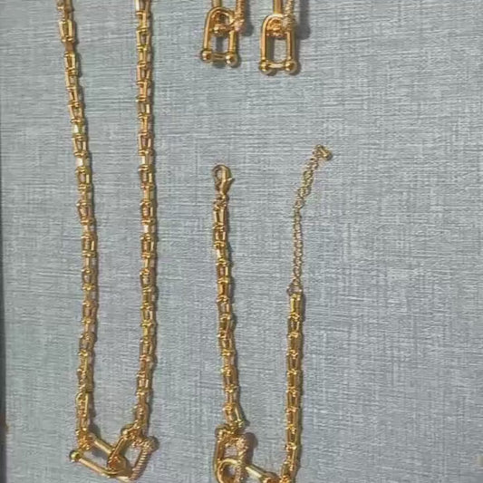 Women’s Elegant Interlocking Micro-Inlay Jewelry Set – Earrings, Necklace & Bracelet with Chain Design, Light Luxury Style for Weddings & Valentine’s Day