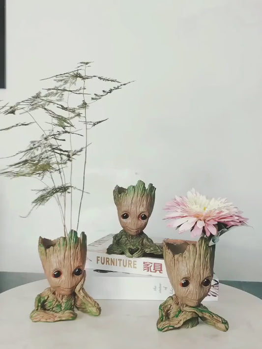 Mini Cartoon Groot Figurine – 5CM Tree Man Ornament for Office & Home Desktop Decoration